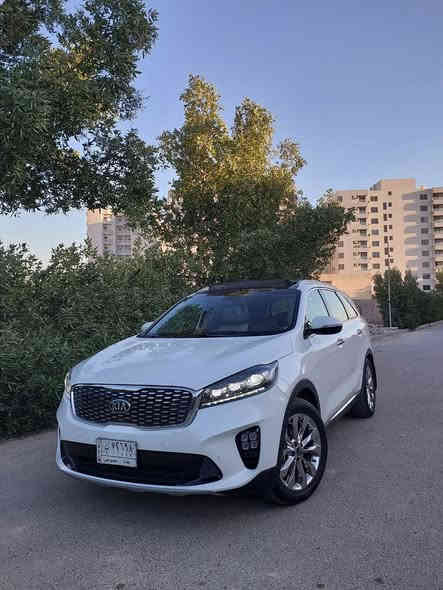 السلام عليكم سورينتو ٢٠١٨ شكل ٢٠٢٠ خليجي فول عدئ فورويل  ومحرك v6
جاملغ خلفي بارد فقط 
بدون صبغ بدون تبديل 
ماشيه ١١١ الف 
رقم بغداد 
السعر ٢٣٥ 
***********
