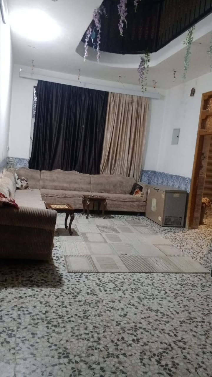 دار الإيجار طابقين حديث
الموقع زوير قرب الكورنيش تقسم حسين مارينا
تبليط خدمات كامله
طابق الارضي غرفه نوم وهول استقبال ومطبخ وصحيات وكراج وحديقه
طابق ثاني غرفتين وهول
مبلغ الإيجار 450
مراجعه مكتب الأهرام لعقار والمقالات شارع 60قرب مجمع الضامن الطبي *********** بيه واتساب
