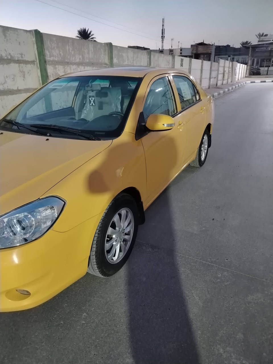 السلام عليكم بيوايدي جي ثري موديل 13 مكفولة عده هلالات خلفيه معمرات كير محرك مكفولات صدر امامي خلفي كله جديد  السيارة بسمي رقم كربلاء مصفرة هيئة وغرامة السعر 60 مكان السياره بغداد الشعب ***********
