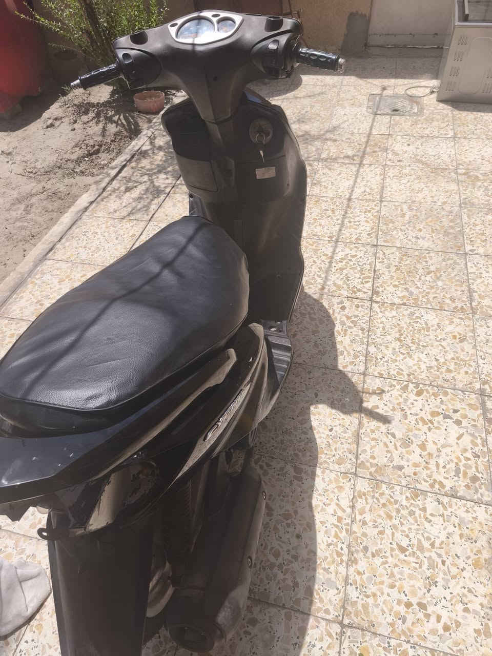 سكنس نثيه ١١٠ دراجه طفت ابيع كوم حديد كهربائيات كلهه شغاله من طول للطول محرك ما كاض اتوقع كاطعه ناريه سعرهه٢٥٠ وبيهه مجال


**إذا كنت صاحب هذا الإعلان وتريد حذفه لأي سبب، رجاءا أرسل رسالة إلى الدعم الفني**