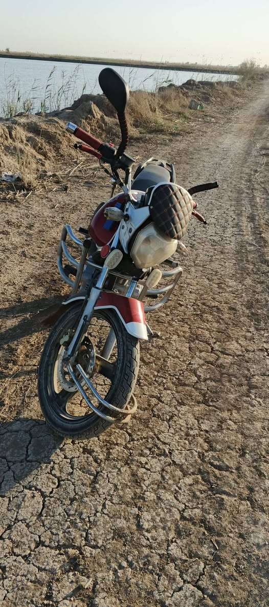 السلام عليكم موتور امزت عالي للبيع موديل 19 محرك 200 سعر 825  بي مجال قليل صلاح الدين الدجيل الاتصال***********
