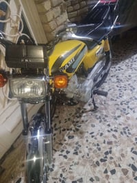 دراجه للبيع كامله مكان خاجيه تصل 07730711045