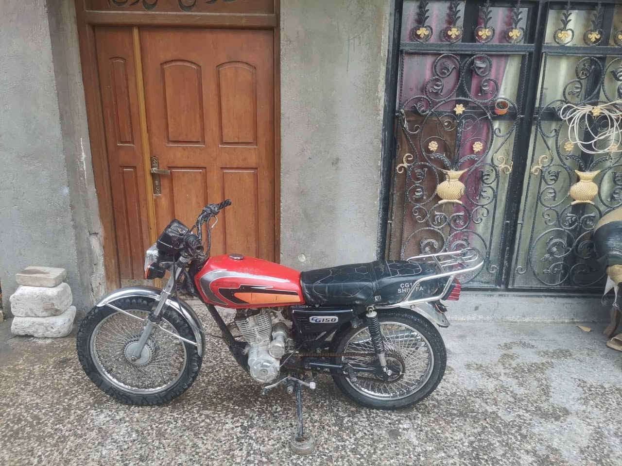 دراجه يراني سيفان خمسه كير موديل2020 مكينه ناعمه لاتبخير ولاتنقيص لانضوح كهربائيات كالمه نقص باتري مكان بغداد البياع سعر 280 بيه مجال رقمي ***********
