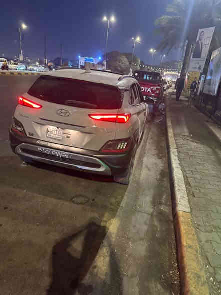 السلام عليكم كونا ٢٠٢٣ لميتد 
بدون شواصي بدون لغود 
حادثه مثل ما موضح في الصوره 
بيه قماره السياره 
جاهزه فحص مؤقت
مكان بغداد
#السعر ١١٥ وبيها مجال 
***********
