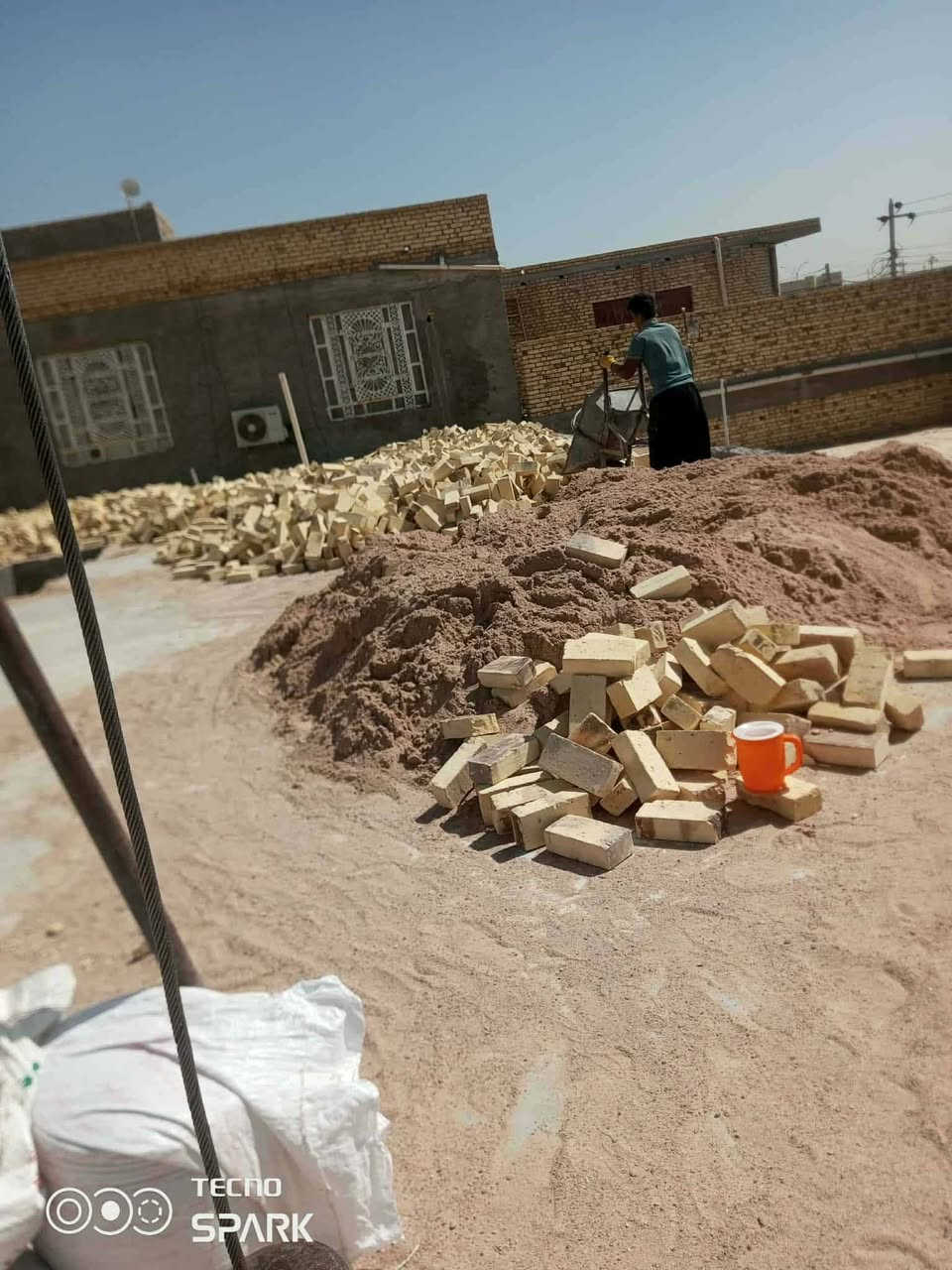 ونج تصعيد مواد بسعار مناسبة
سمنت+ رمل+ تراب+ شتايكر 
***********
