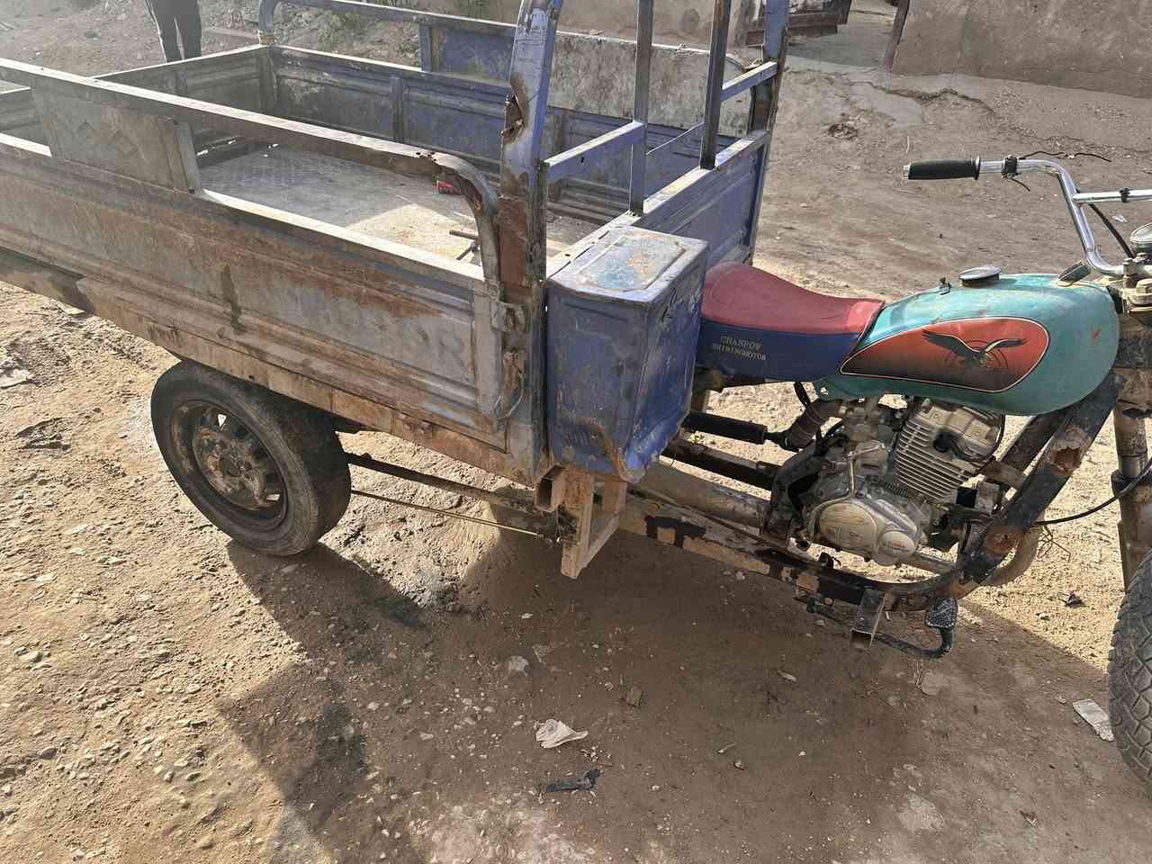 ستوتات للبيع المكان الحله حي العسكري شارع ٨٠ ثنينهن كلك مكفولات عن سرقه اسويلك مكاتبه عليهن وحدة ام تي ار وثانيه جمرة الاتصال ع رقم ***********2
