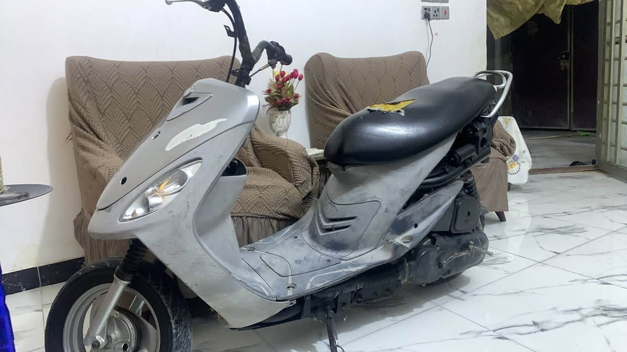 سلام عليكم دراجه ماكس منغولي مفتوحه تجفيت الدراجه كلجات جدد وكفراتها كامله سلف ميشتغل باتري مابيها الدراجه حلوه شلعه ومعدل ب350قفلللل قفللل من هسه تعامل لو تطب خاص ماتشتري كبل احضرك 👍🏻


**إذا كنت صاحب هذا الإعلان وتريد حذفه لأي سبب، رجاءا أرسل رسالة إلى الدعم الفني**