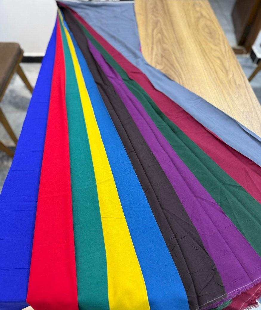 جديد لؤلؤة الغيث لتجارة الاقمشه 
سيلين ساده الوان
البيع جمله فقط
العنوان شورجه سوق الصفافير سوق المراديه
علي طعيمه 
هاتف ***********
