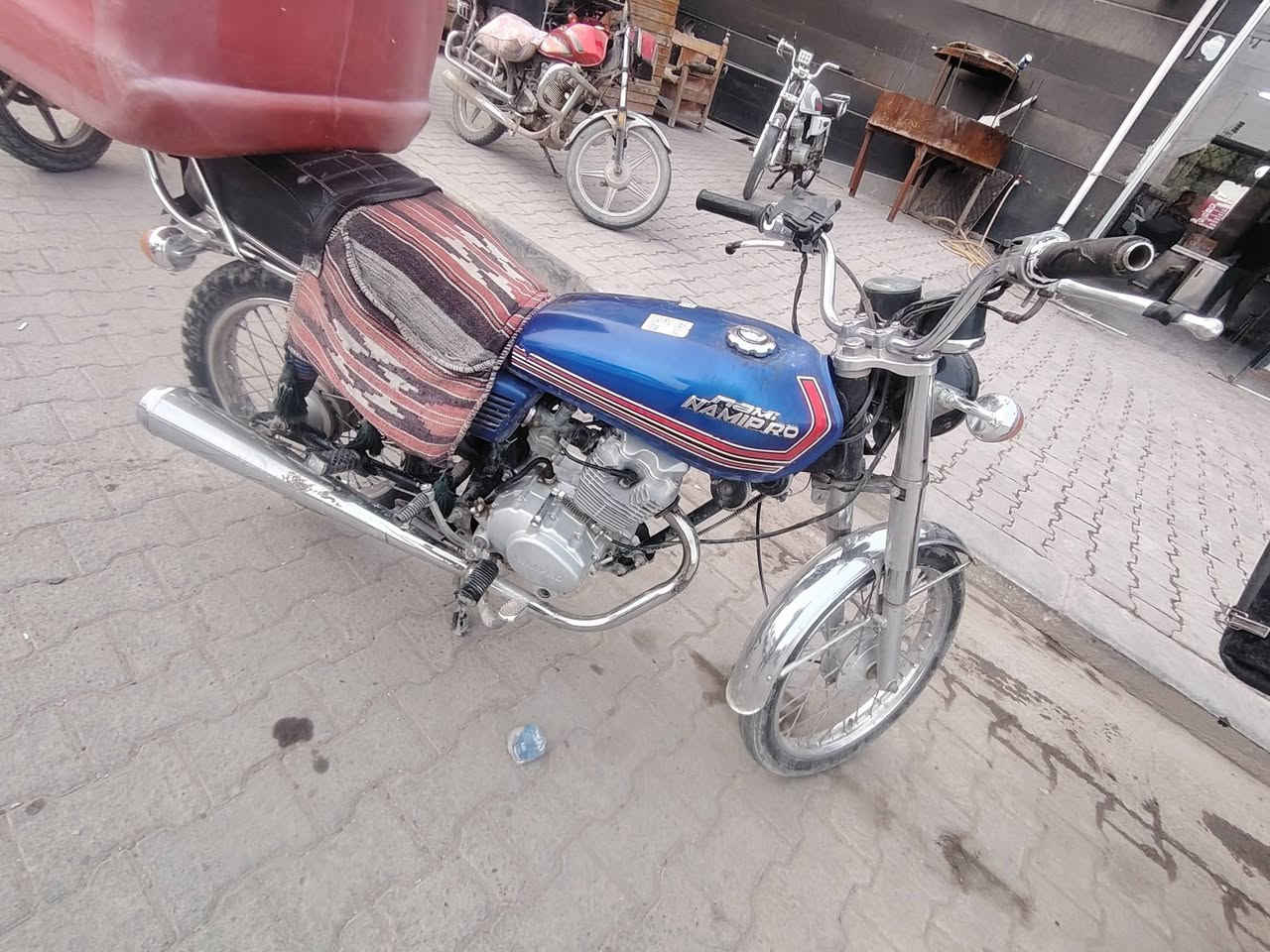 للبيع كلك بيهه رقم شااصي وبليته مكفووله من كلشي ممفتوحه لاتبخير ولاتنقيص كلشي شغال بيهه***********
