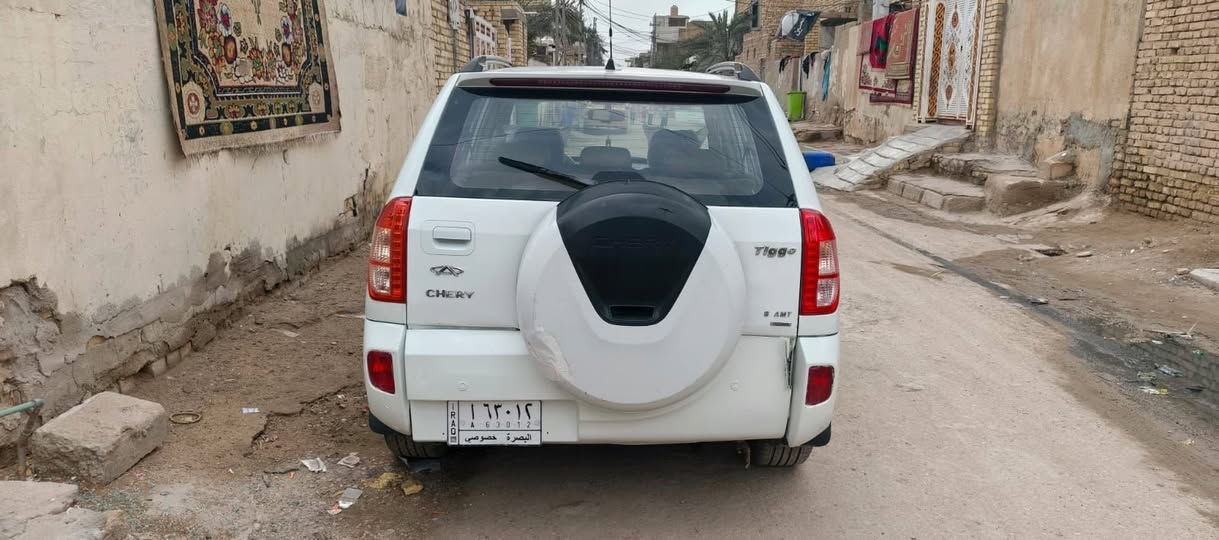 تيكو للبيع رقم بصره مكان السياره وراعيهه بالعماره 2013  سعر 47 كير محرك تخم تاير مكفوله من الضربه والتبديل ***********
