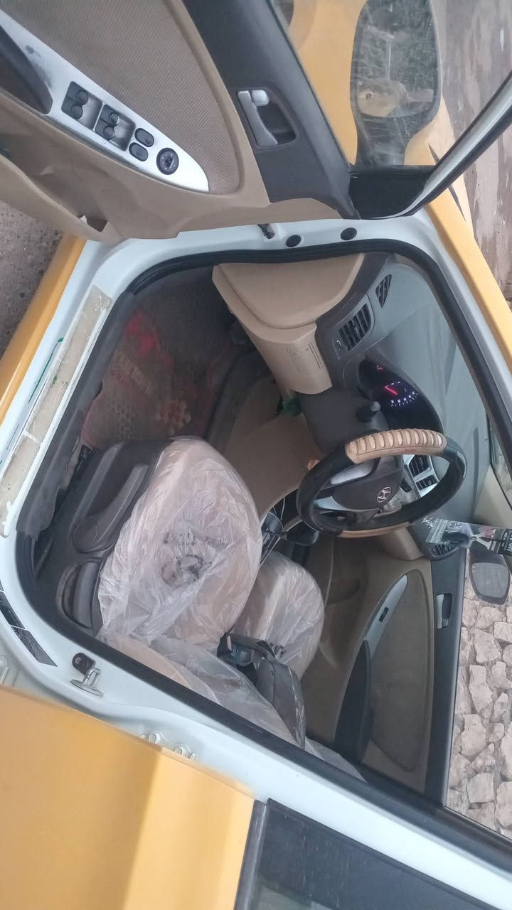 محركه ١٦٠٠ دوش قطرتين
سياره جاهزه من كلشي كير محركه صدر أمامي خلفي جديد شواصي جديد بجم كبس رضيه جلد دوشمه كشنات شاشه كامره دواره تحكم ستيرن شايرمري رقمه بغداد جديد مكاني بغداد 
***********
