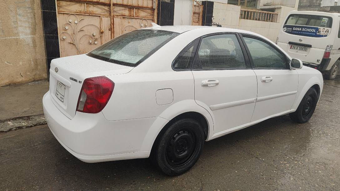 ئۆپترا 2009   //  ***********
تۆماتیك
سەیارەکە ساغە مووس و بڕاوە بەشەرت
مەنەفیستی ئەسلی لەگەلە
کتابی مزایەدەی لەگەڵە
لەسەر ساغی خۆم بۆیاغم کردۆتەوە سەقفی بەشەرت عیزامە ،،
دەعمی نیە بەشەرت ،،
بێ مەسرەفە و دەعامی بۆدەعامی بەشەرت .

نرخی   //    48 مەجال
بۆ پەیوەندی    //   ***********
ڤایبر وتساپ تیلگرام رانية, السليمانية
