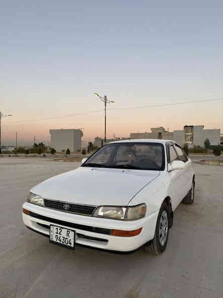 كورلا1991باسمي السيارة  كدام العين نضيفة ما شاء الله ما بيها صبغ سياره كلها بلادي السعر 66وبيها مجال بسيط ***********
