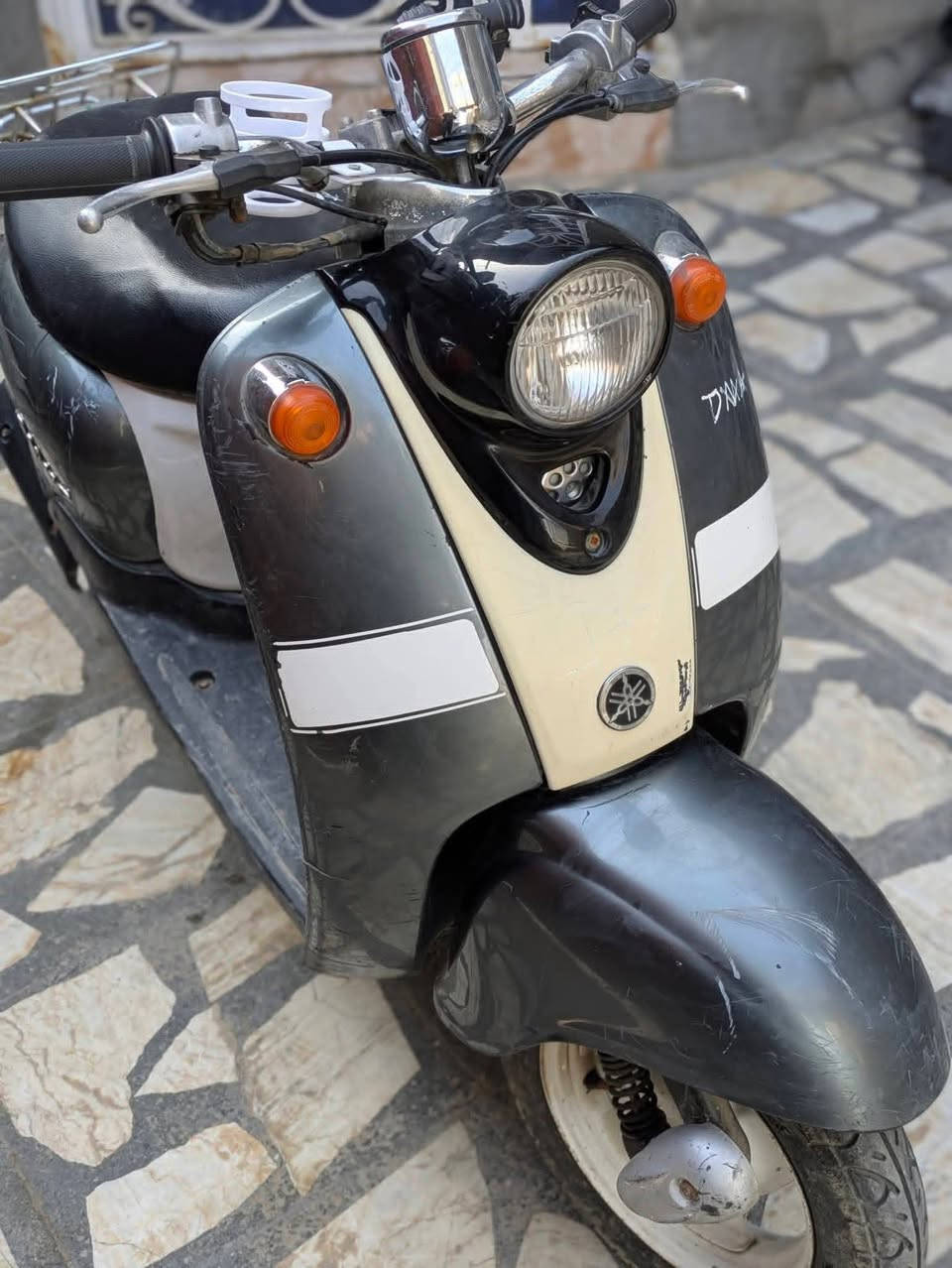 سلام عليكم دراجة مصرية كلاسك
شغالة وكاملة مانقص شي السعر250وبية مجال الرقم ***********
