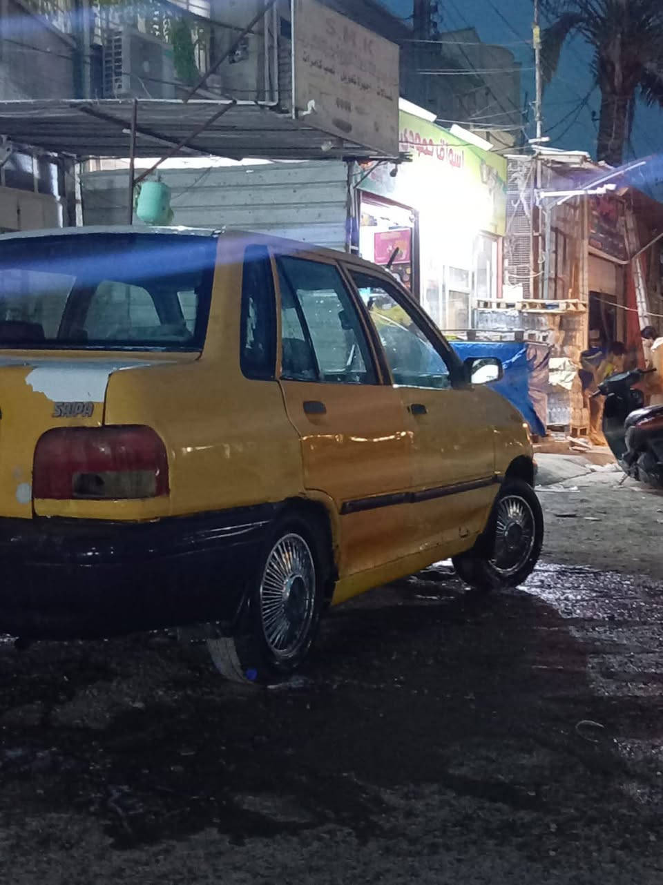 السلام عليكم جايبلكم سيارة ارخص من التلفون
مال عالم فقرة تريد تعيش سعرها (((مليون و 450))) وبيها مجال للطيبين مكينه بعدها بلجيس مكفولة كشرتها حلوة نصبتها تخبل تخم تاير جديد بشرط ترايها للبصرة شوكت ماتجيها نص نكرة سنوية كارتونية 
العنوان : بغداد الشعب شارع الصحة 
السعر: مليون و 450
الرقم : ***********
