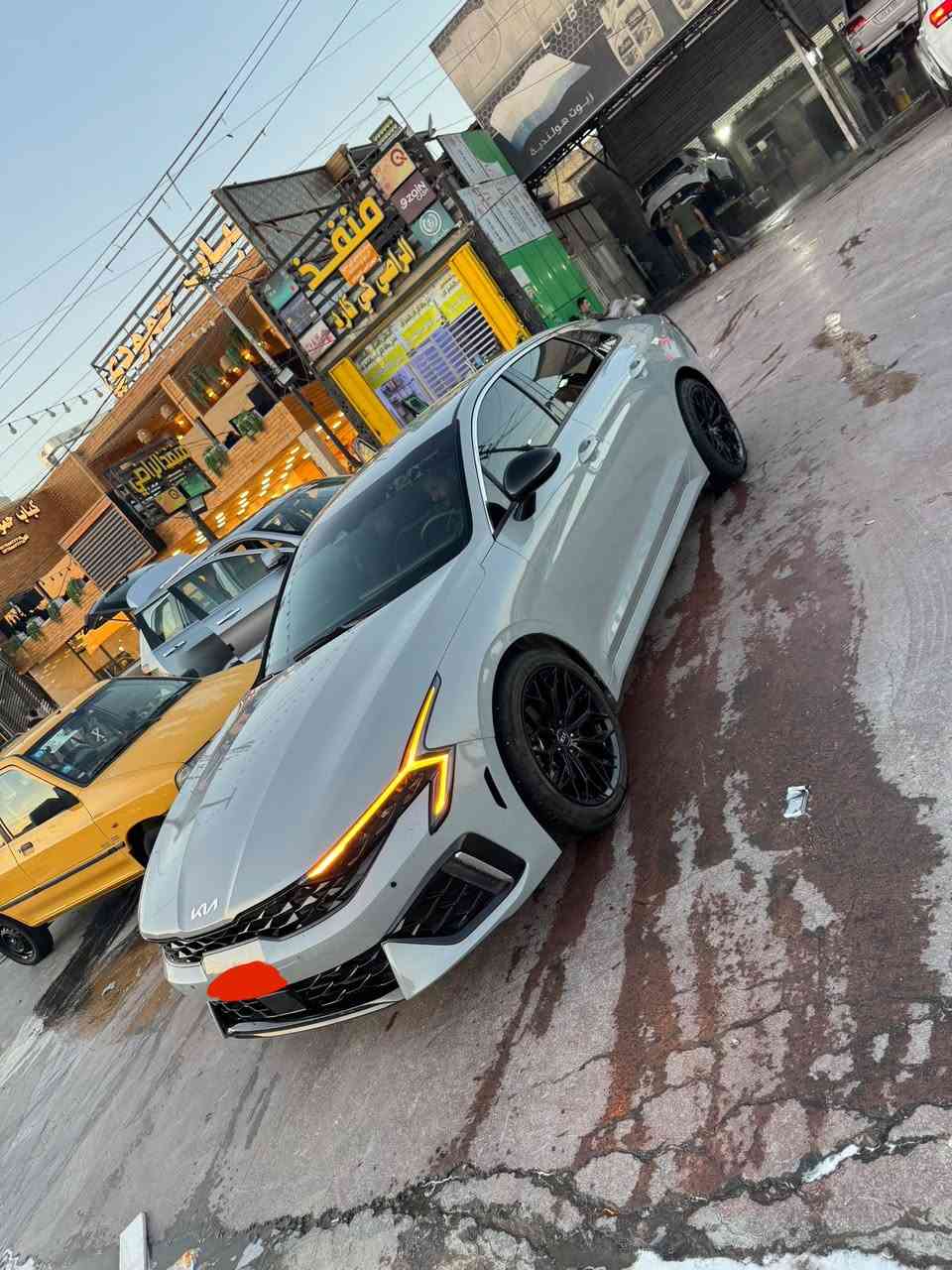 سلام عليكم
للبيع K5 GTline 2500 
موديل 25 وارد الأمريكي
حادث بنيد جاملغ ايمن وصبغ نفسه
ماشية 19000 ميل
رقم بغداد معوقين 
للاستفسار  ***********
السعر 15,500$
155 ورقة
