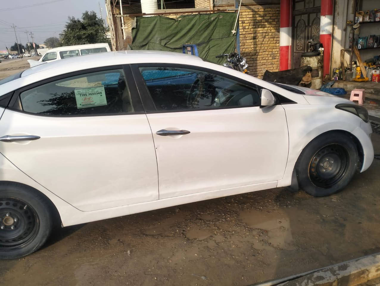 البيع انترا 2015 امريكي مكفوله رقم ذي قار العسر 105 وبيه مجال اتصال ***********
