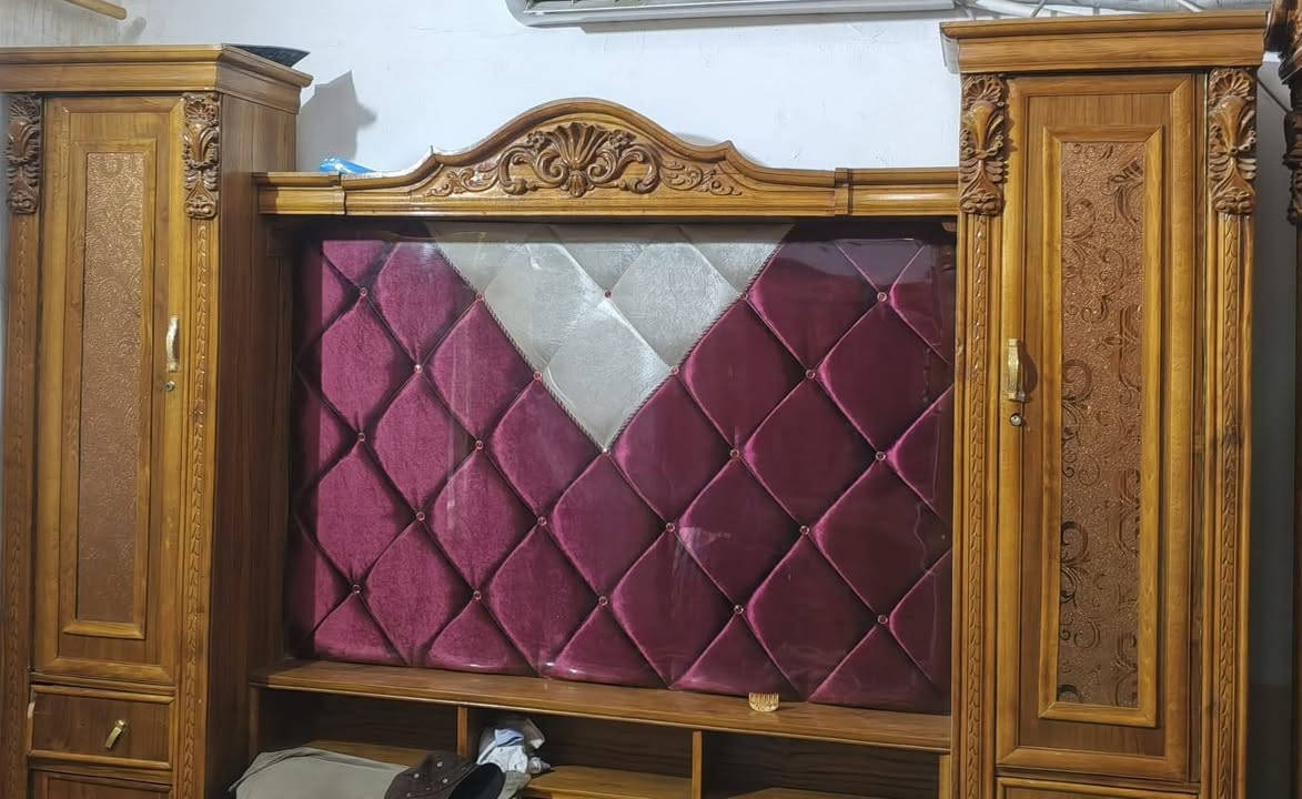 غرفه للبيع ابو مكان بغداد الحسينيه المعامل للاستفسار دق على هذا الرقم ***********
