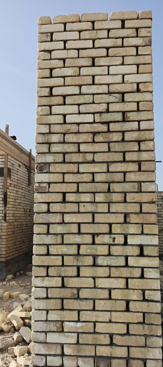 خلفه بناء
***********
