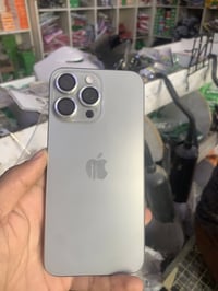 ايفون ١٥ برو ماكس • ٢٥٦ • نضافته ١٠٠