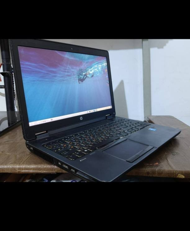 السلام عليكم
💻🔥 للبيع لابتوب شخصي نضيف وبمواصفات ممتازة! 🔥💻

 لابتوب HP ZBook 15

نظيف ومرتب، استخدام شخصي، ويشتغل تمام.

📌 المواصفات:

🧠 المعالج: Intel Core i7-4800MQ @ 2.70GHz

 الرام: 16GB DDR3

📀 الهارد : 512 SSD

🎮 كرت الشاشة: NVIDIA Quadro K1100M – 2GB

💿 النظام: Windows 10 Pro

📌 ملاحظات مهمة حتى نكون واظحين وياكم :

🔋🪫 البطارية تدوم  ساعتين 

✅ يجي وياه الشاحن الأصلي، والجهاز قوي ومناسب للشغل، الدراسة، التصميم، والبرامج الهندسية.وبعض الألعاب المتوسطة GTA V.Minecraft وهواي

💵 السعر المطلوب: [350.000]  وبي مجال 

📍 المكان:البصرة  – الجزيرة

📲 للتواصل:  الرقم [***********]

📸 الصور بالمرفقات – الجهاز يستاهل ومواصفاته قوية 🔥

بيه مشكلة تنحل اذا عندك او تشتري كيبل VGA سعره 5الاف تركبه اللابتوب و الشاشه وتسوي إعادة تعيين للاعدادات البيوس وتروح المشكله

#لابتوب_العراق_نظيف_مستعمل
