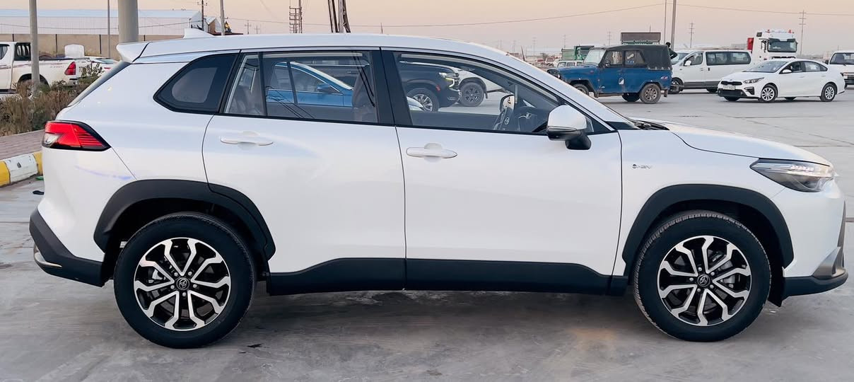 السلام عليكم فورت لندر 2025 
فتحه وبصمه رادر كامره حساس كشن كهرباء ماشي عداد ٤ زيرو
***********
***********
