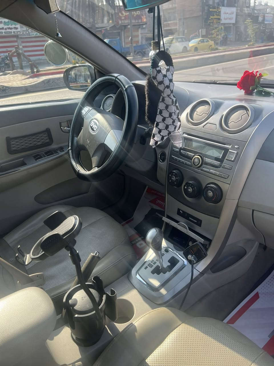 سلام عليكم
BYD -2013-g3 

(باسمي) سياره جاهزه  بدون ضربه وصبغ السياره جارده 

كير و مكينه بلادي ومكفول كير أوتوماتيك

دعاميه إماميه وخلفيه مبدلات اثر طخطخات  

مكاني بغداد حي البنوك *********** 

السعر ٥٨$
