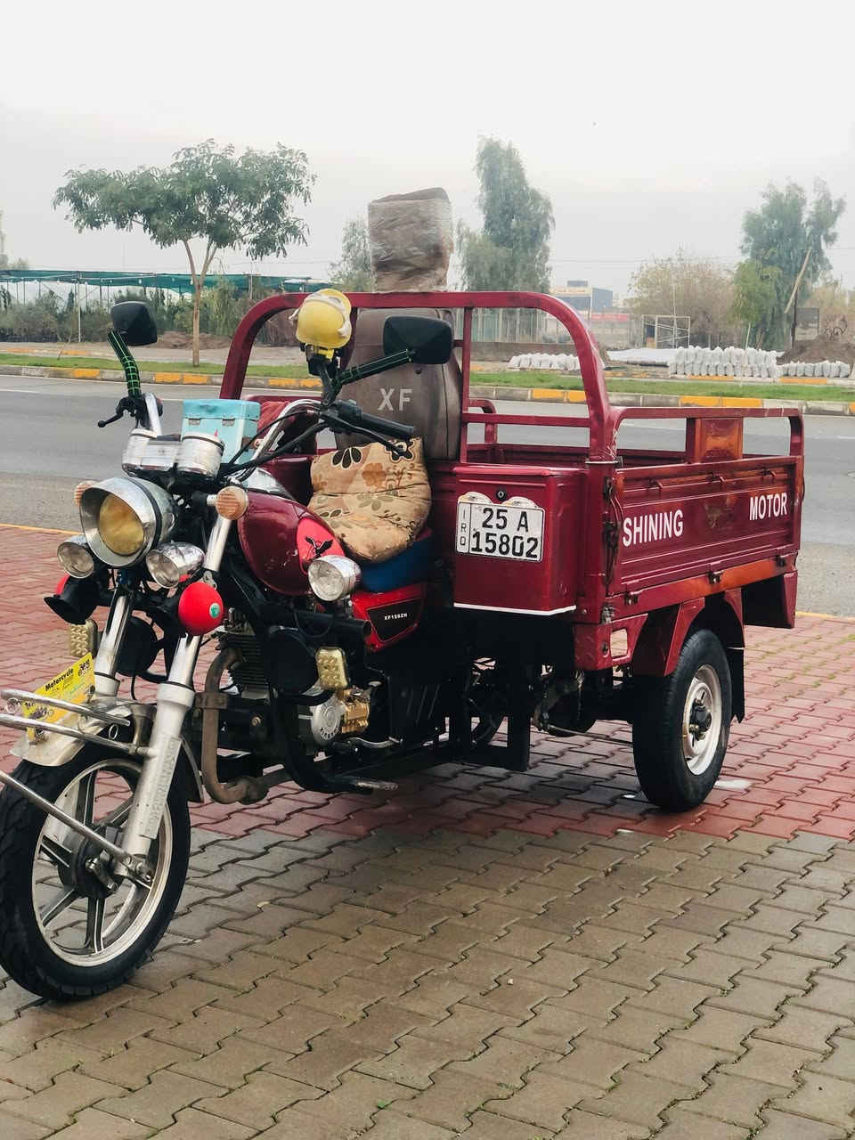 سلام عليكم 
ستوته للبيع موديل 2021
رقم وسنويه كامل شرط تحويل رقم انكليزي
فحل عالي شاخوان قلاب
ركبه شرط كهربائيات شرط تخم تايرات 3 جوبلس جدد 
كشر لوك قطره صبغ مابيها ستوته جاهزه من كلشي 
السعر مليونين 175 بيها مجال 
   ***********.
