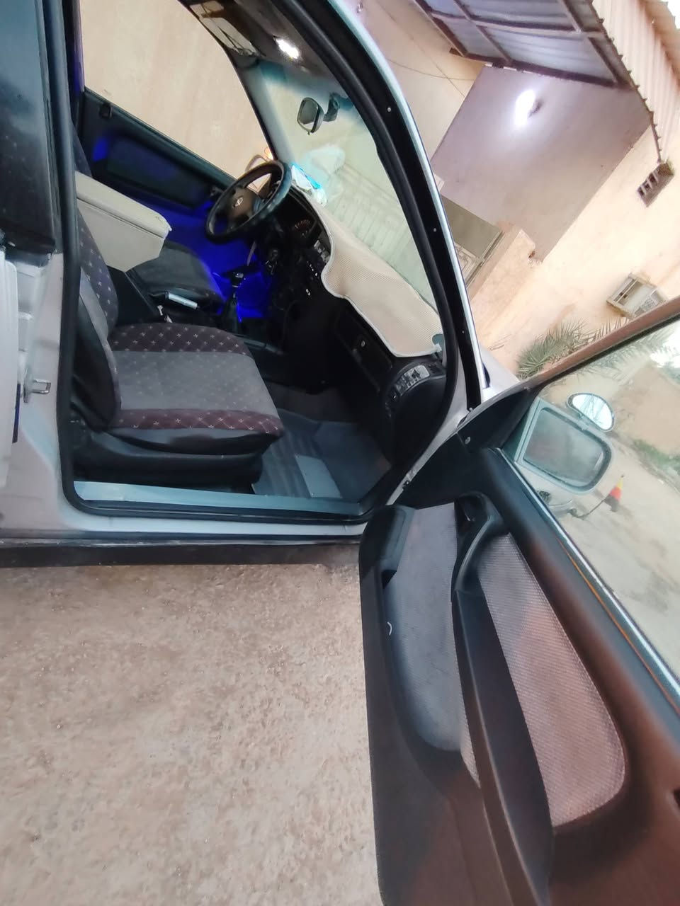 اوبل اوميكا للبيع
السعر 42 مكان السياره الرطبه سنويه بسم الرطبه  للأستفسار ***********

