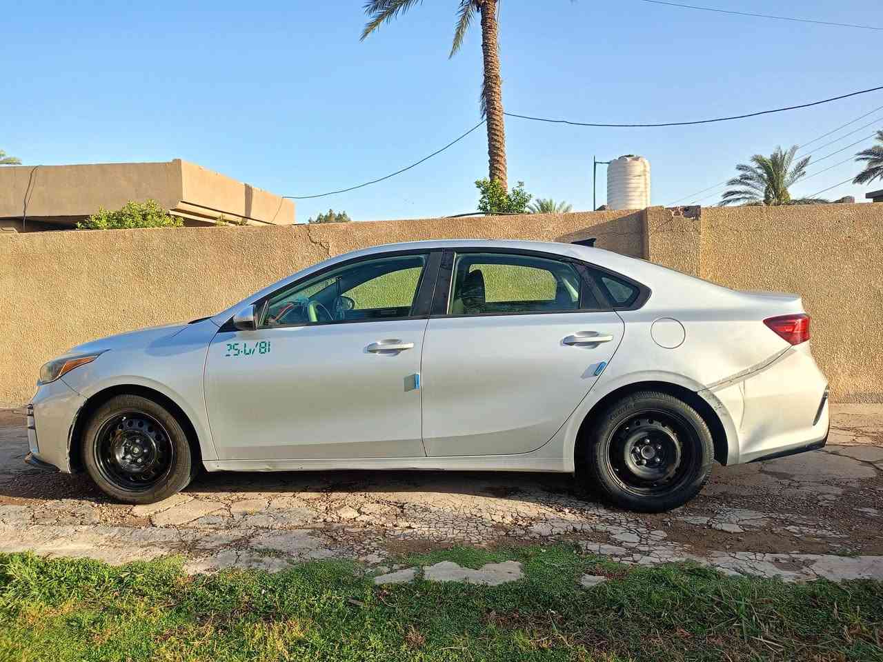 سلام عليكم فورتي 2019 نص فول كير cvt محرك مجفت وكاله كفاله تبريد ثلج جديد تخم تاير صدر جديد حادث جاملغ خلفي بدون دواخل ماشية 225 الف 
*********** 
مكاني بغداد  محمودية
سعر 123$ وبيها مجال للشراي
