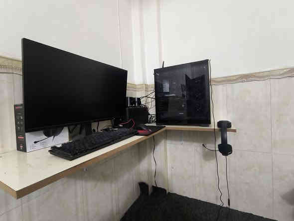 السلام عليكم تجميعه للبيع المواصفات
CPU: Ryzen 7 7700
Cooler: ThermalRight AQUA ELITE 360 V3
MOBO: MSI B840 GAMING PLUS WIFI
RAM: G.SKILL RIPJAWS 2X16GB 6000 MHZ
SSD: LEXAR NM620 1TB NVME
GPU: ASUS DUAL RAX 7800XT 16GB
PSU: THERMALRIGHT TR-TG750 750W GOLD
CASE: SAMA SHADOW
اليو بي اس :1500w
الشاشه:mis27بوصه سرعه الستجابه 0.5 180hz 2k
مشتري جديد قبل اقل من ست اشهر كله جديد و الكراتين موجوده 
سبب البيع عدم الفراغ 
السعر 2٫500٫000و بيه مجال
العنوان النجف -حي المكرمه -شارع المزرعه-قرب شارع الطاقه 
رقمي:***********
