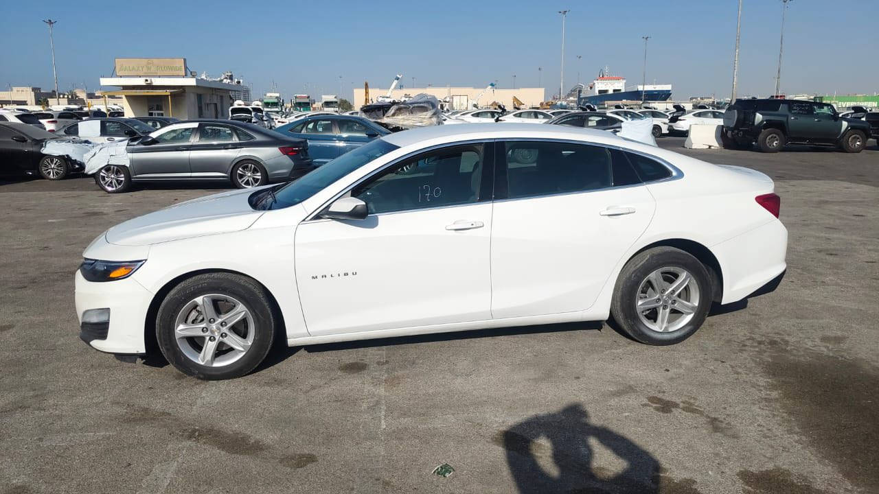 تحية طيبة . . .
ماليبو 2024 LS لون أبيض دخول جديد كاتي
بدون رقم تترقم محافظات شمالية أربيل أو سليمانية
حادث دعامية خلفية ورصعة بالصندوك والدعامية أمامية
مفتوحه رجعت شديتهن بدون شواصي بدون أرباك
بدون تبديل والبدنة وراديتر ولايتات بلاديات بدون تبديل
ماشية 41 الف ميل وصلت العراق وطلع بيهه قطعتين
بخ أمريكا جاملغ السكن وباب السكن وصور الحادث
مرفقة مع الصور والسعر 118$ وبيهه مجال للشراي
العنوان كركوك معرض بلاتينيوم ***********
