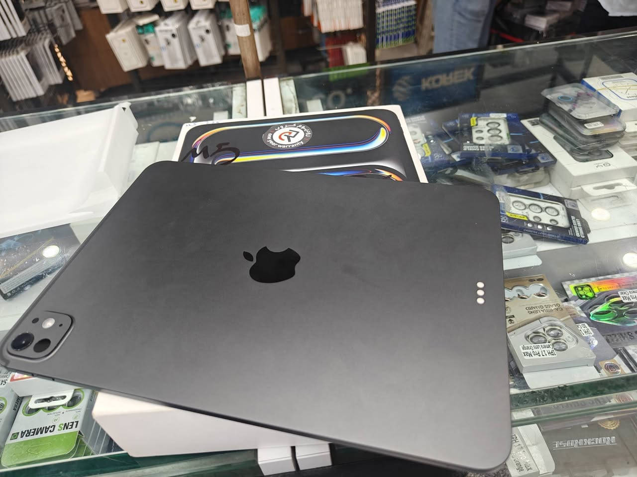 ايباد M5 الذاكره 256
نضيف مشحون 43 مره 
السعر 1250
مكاني سماوه يوجد توصيل


**إذا كنت صاحب هذا الإعلان وتريد حذفه لأي سبب، رجاءا أرسل رسالة إلى الدعم الفني**