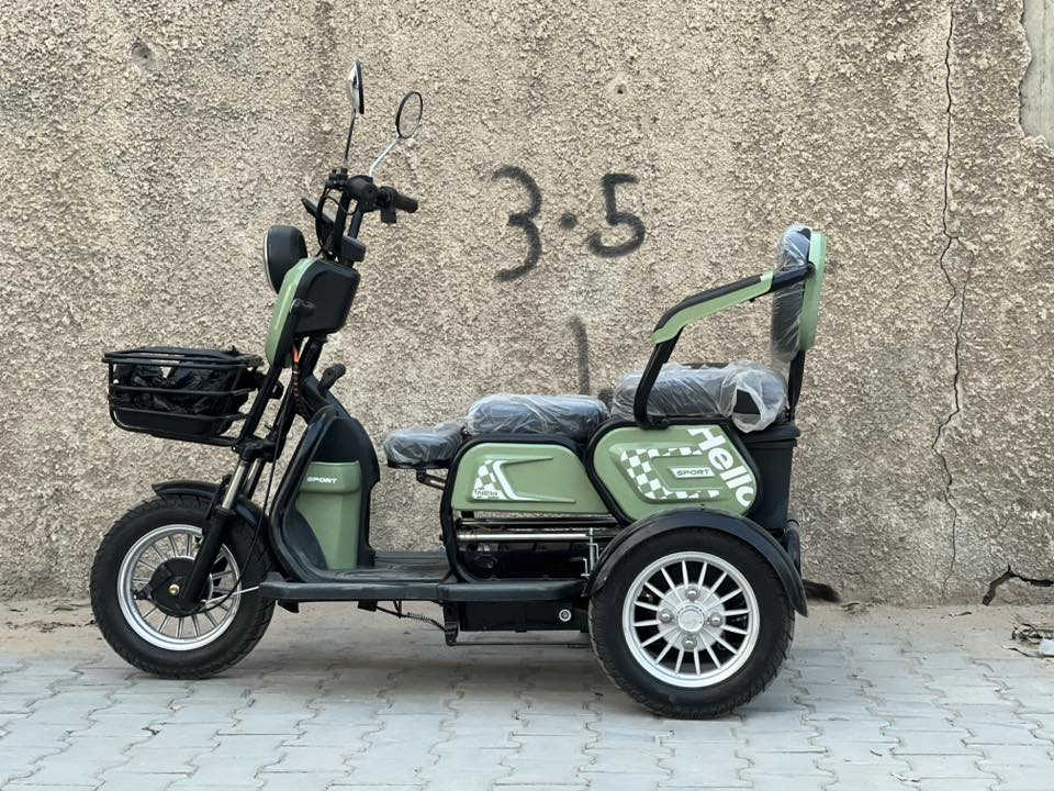 سلام عليكم شباب دراجه ثلاث عجلات اللبيع دراجه زيرو زيرو بعدها استخدامها 10يوم فقط وصل شراء موجود دراجه بعدها زيرو كل غراضها كامله وجاهزه تجي وتفحص وشوف بعينك كل عيب ونقص مابيها. مواصفاتها تخبل 

الموديل 2026
بطاريات دبل  
النوع 3عجلات 
السرع 1.2.3
المقاعد 3 ووصير ثنين وصير نفر واحد 
تشغيل عن بعد 
جهاز انذار السرقه 
تشغيل عن طريق الكارت 
بصمات سويجات كارتات كلها كامله 
بريكات 3 بل رجل وثنين بل أيد 
كرسي متحرك 
سله خلفيه وسله اماميه 
اشاير رباعيه
تايرات جوبلس 
بريكاتها بل مكان 
دراجه مشحونه مرتين  فقط 

اي استفسار اتصال 

*********** 

العنوان بغداد
