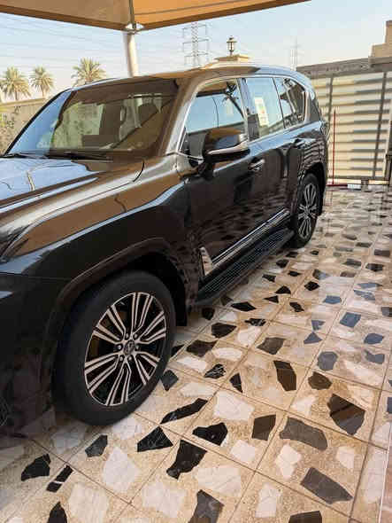 لكزز موديل 2023 ابريم ابلاتين يوم فول مكفولة جديدة لوك بسمي سعره 116 ألف دولار بيعة مجال حك جيتك مكاني بغداد الدورة *********** بغداد
