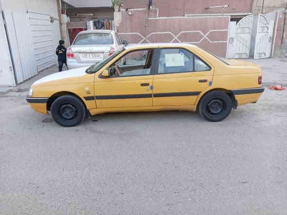 اسلام وعليكم بيجو لميس موديل ٢٠١٦ السيارة بيهة جاملغ خلفي الورة السايق صبغ والبنيد طاير السيارة رقم بغداد  دوشمة جديدة  السعر ٣٨ وبيهة مجال بصيط الاستفسار الهاتف *********** مكاني بغداد مدينة الصدر
