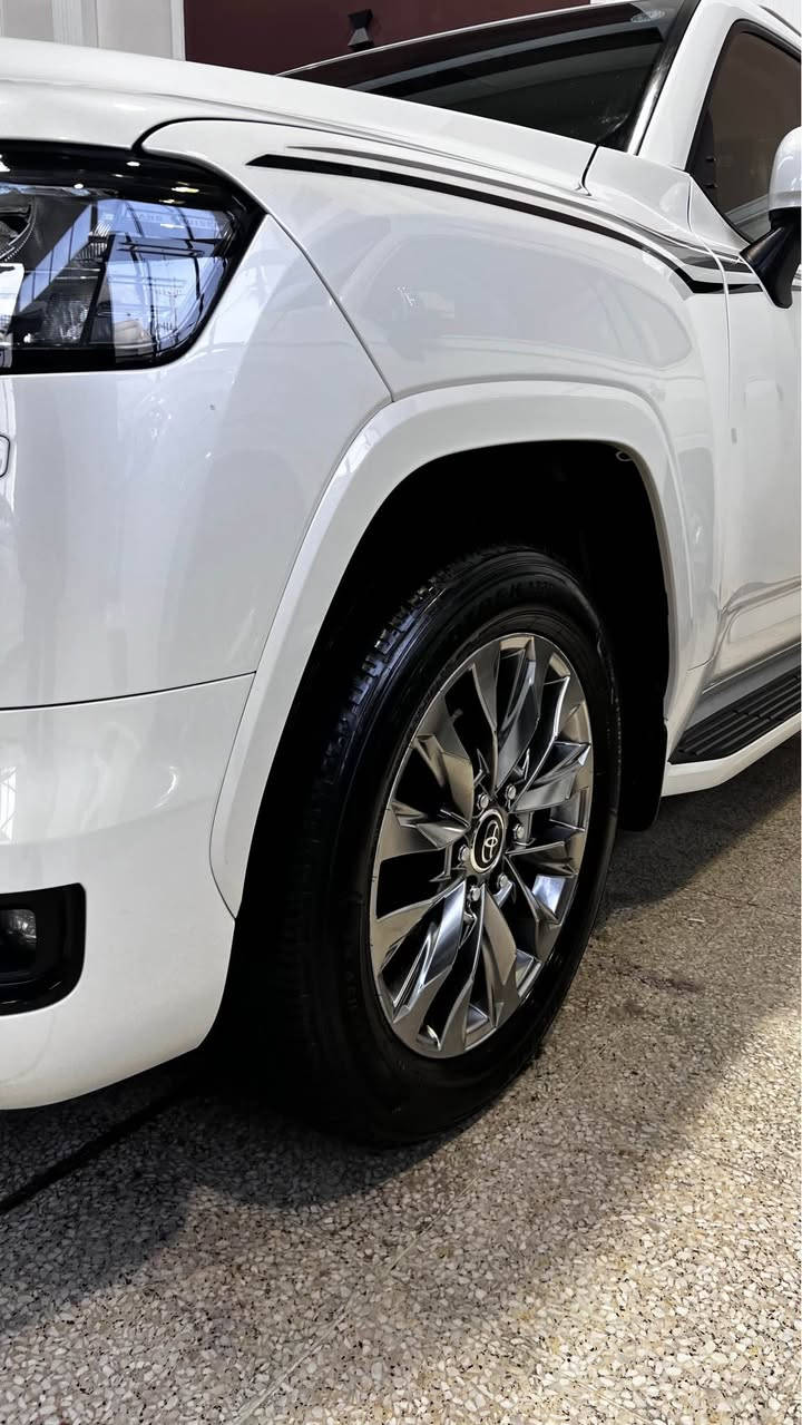 لاندكروز 2022 GXR 
رقم اربيل باسمي 
محرك 6 سلندر 4000
مكفوله 
مكان السيارة بغداد 

للاتصال *********** Colombo, Sri Lanka
