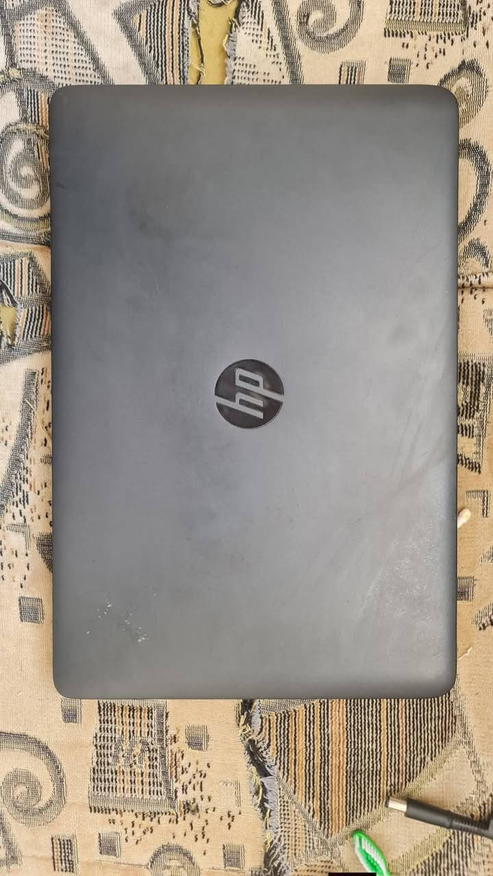 لابتوب hp850 للبيع
جهاز نضيف يفيد الدراسه و التصفح وبعض الاعاب 
و تطبيقات الفوتوشوب 
مع كامل الملحقات 
ذاكر 128 
السعر 160 
***********
