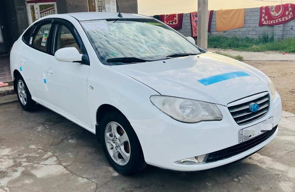 السلام عليكم ورحمة الله وبركاته 
الالنتر طك فلين موديل 2010 
 متوئمة ع الشاصي طبق الاصل مكينه المرغوب دوش
*شرط الحاسبه
*كصة جنطة شغل درجة اولى باجات 
*دخول جديد
* متومة اربيل انكليزي شرط الحاسبة
*وكاله بسم المشتري 
*سنوية ام الفسفوره شرط اصليه
*السيارة جاهزة وبدون اي نقص 
*كير مكينة تبريد تدفئة حدادية كله كفاله
* مكان السيارة ذي قار
*السعر 45 ومجال قليل حك الجيه
لاتصال///***********
