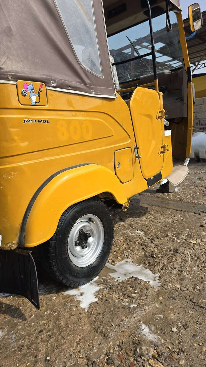 يالله السلام عليكم تكتك للبيع 2021شهر 8 كفاله فقط دوس معمر رقم بصره نكليزي تحويل ثاني يوم السعر 6و800 بيه مجال ***********
