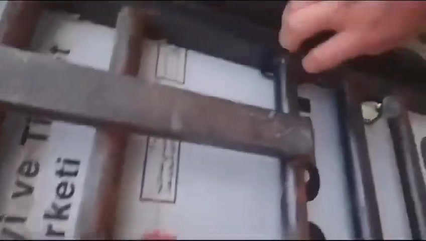 سلام عليكم 
دار للبيع المساحه 140متر 🏡
العنوان البصره شط العرب التنومه شارع4 قرب شارع العام

يتكون البيت م̷ـــِْن ثلاث غرف منام  + أسقبال + صاله +مطبخ   + صحيات داخليه خارجيه

الخدمات كامله ماء كهرباء  مدارس قريبه مراكز صحي قريبه موقع  بكافه الخدمات متوفره

نوع طابو ملك صرف زراعي بأسم عراقي📜
 
السعر 75مليون وقابل للتفاوض
للأستفسار📲
***********
***********
