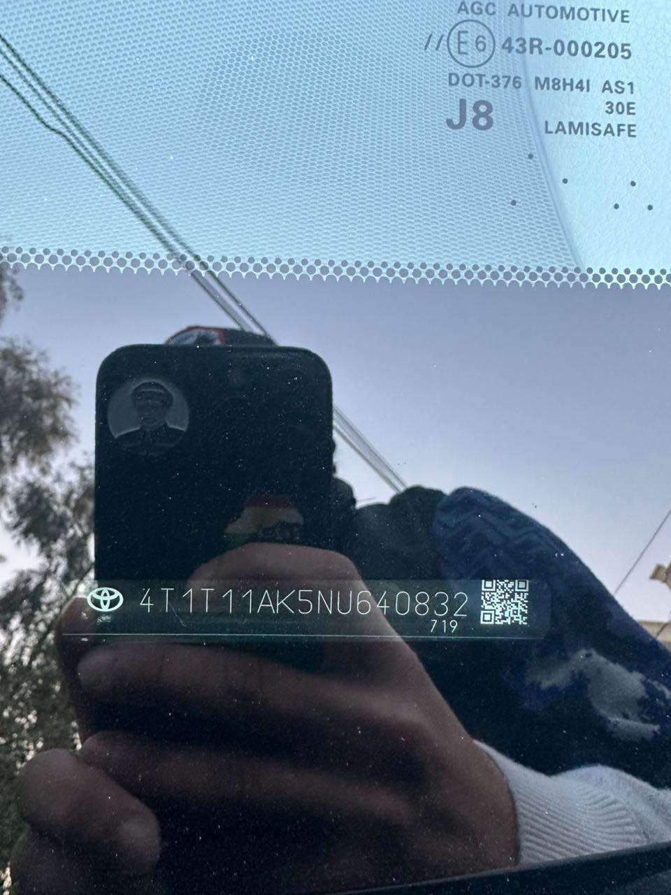 كامري ٢٠٢٢ موصفات Se
فقط جاملغين
بدون ايرباك 
ماشية ٥٨ الف كم
رقم شاصي موجود ع صوره
رقم تلفون + واتساب 👈🏻 ***********
سعر ٢١٠$ ورقة و مجال للطيبين أربيل, العراق
