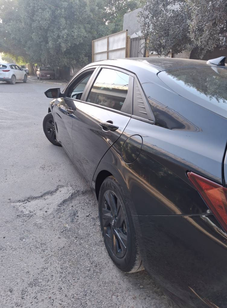 النترا موديل 2023 ماشيه 16 الف حادث خلفي  سيارة بعده جديده مناقصه اي شي مكاني بغداد الطوبجي رقم *********** بغداد, العراق
