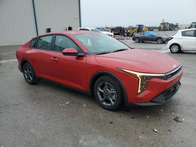 كي فور للبيع حادثه بابتبن مبدل وجاملغ خلفي مصبوغ بجم كبس السياره حلوه وحادثه حلو مستعجل ع بعيته رقم بغداد بئسمي السعر 178 وبيه مجال الي يحب يتصل السياره جاهزه مدوشمه ارضيات ***********
