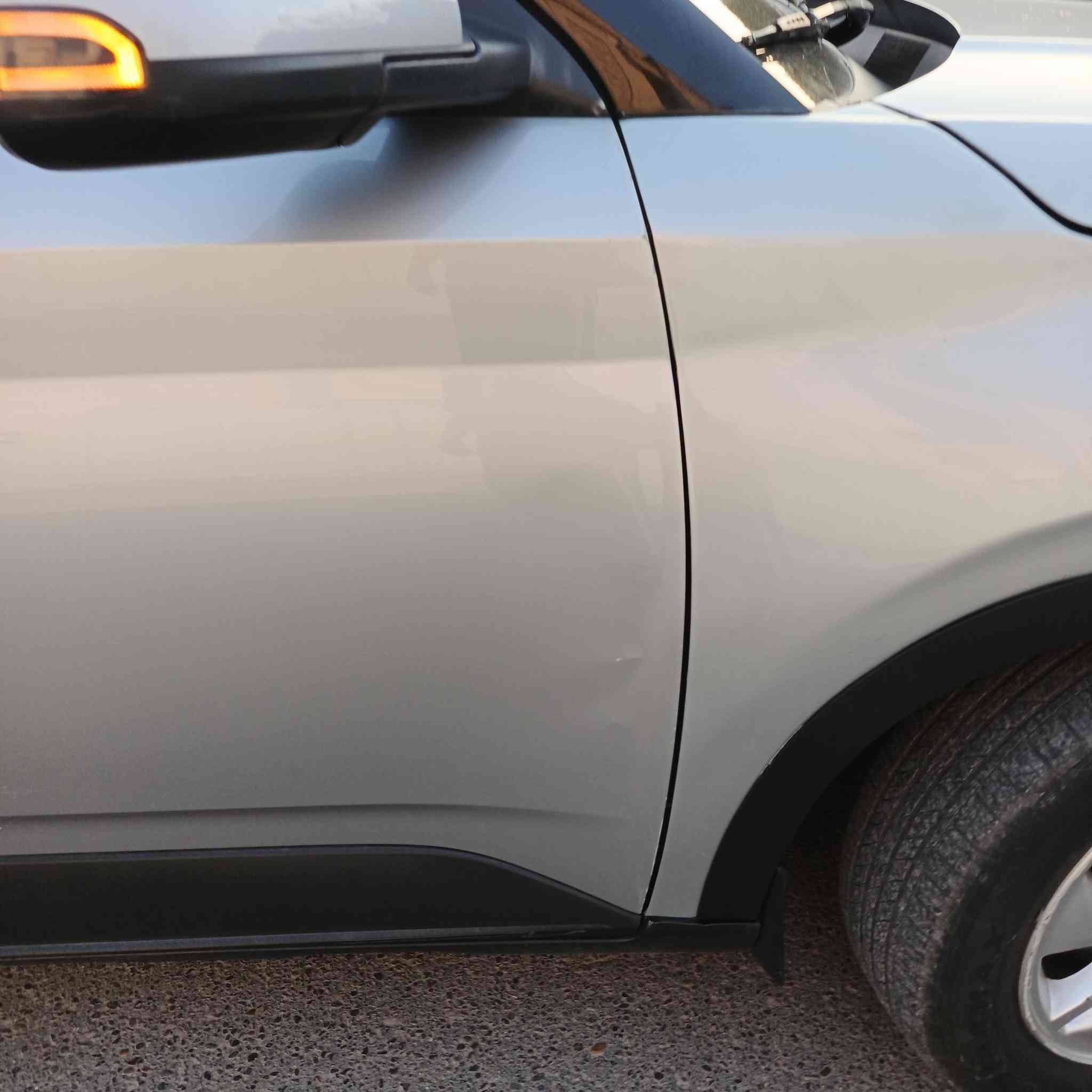 سلام عليكم فينو 2022 SEL فول مواصفات ضرر كما موضح بسونار 
سيارة كير محرك صدر شركة تبريد
مواصفات : 
بصمة تشغيل عن  بعد
دخول ذكي 
تدفئة ستيرن كشنات
اشاير ب لمري
نقطة عمياء 
رادار امامي٫ خلفي ٫جانبي
لد نهاري 
6 وضعيات قيادة 
وباقي مواصفات معروفة رقم بغداد تحويل ثاني يوم

سعر 110 وبيه مجال بسيط
رقم الهاتف *********** عنوان بغداد الدورة
