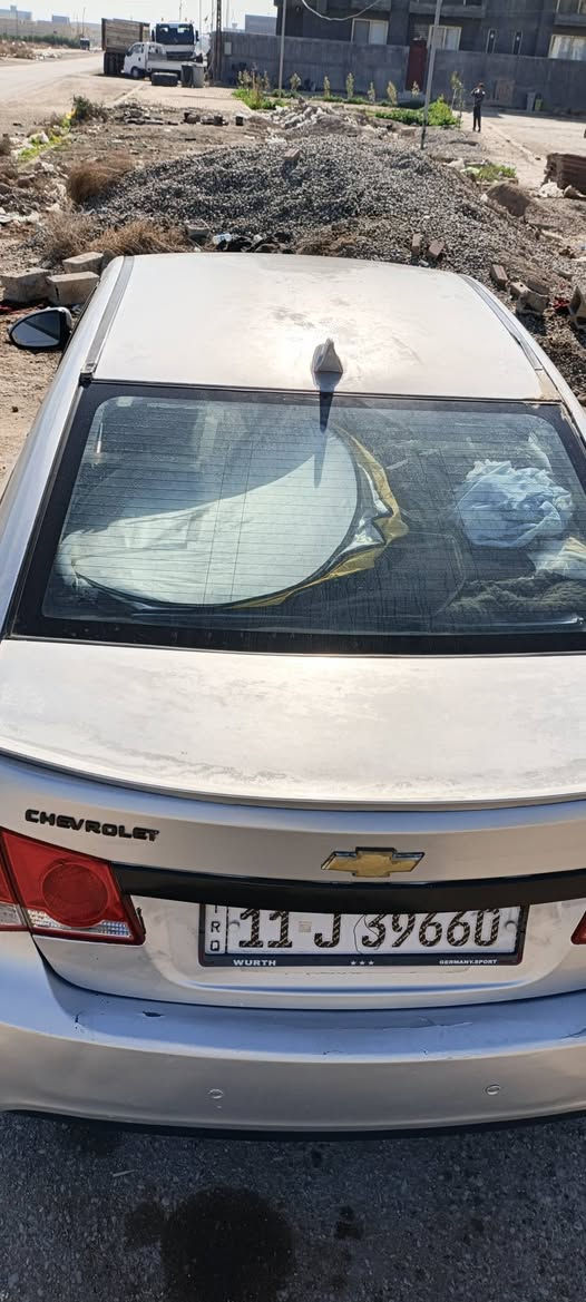 السلام عليكم للبيع دايو لاستي كروز 2009 رقم بغداد انكليزي تحويل ثاني يوم 
مكينه 1800 خليجي بيهة فقط رواجز مققوله كير و مكينه كفاله 
سيارة صبغ عام بدون ضربه قويه فقط طخات و جراد سيارة مابيهة نقص فقط تبريد ترايك من زاخو للبصره 

سعر 63 و بي مجال بسيط للشراي مكاني بغداد المدائن او واسط نعمانيه 
***********
