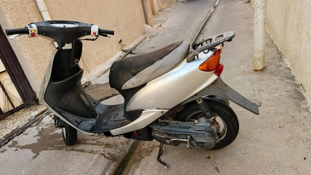 فرخ لكزز
للبيع 
ورمنيه كلها شغاله 
سلف شغال بس ينردله باتري 
مابي صوت اكسن 
محرك معمر بستم شرط مال كصه 
قطاره بل بانزين  حيل نضيف 
عنوان موصل ايسر حي الحدباء 
سعر 250 بي مجاال  
بي وتساب ***********
