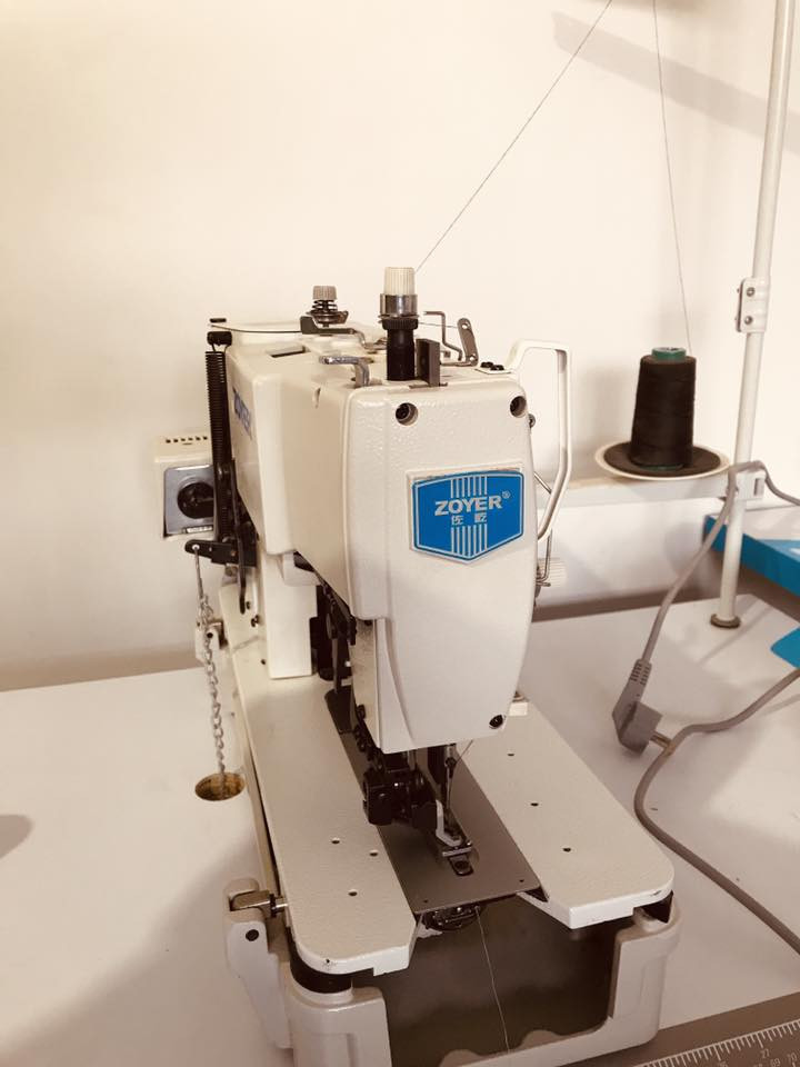 مكائن خياطة مستعملة قليل 
مكينة الاوفر 
مكينة السنجر 
مكينة الاورليه (الرش)
مكينة بيت الدگمة 
مكينة الدكم
مكبس حراري 
العنوان البصرة
التواصل على الرقم 

0781 210 2916
