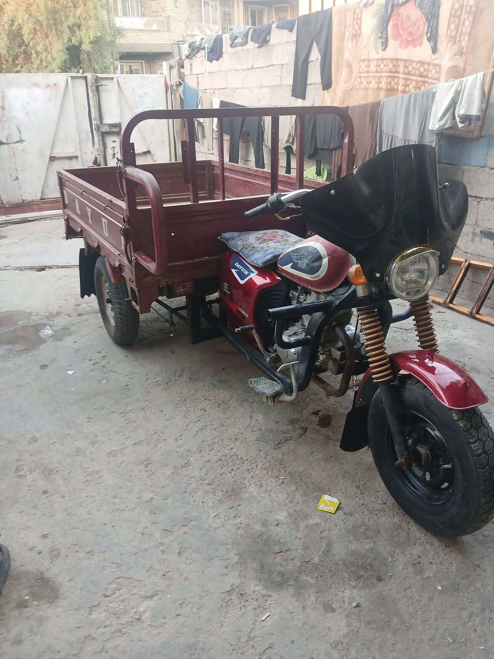 السلام عليكم ستوته للبيع موديل ٢٠١٦ حلو مابيه خياس مكينه نضيفه اورق كامله ٦٥٠ وبيه مجال مكاني بل زعفرانيه ***********
