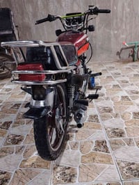 دراجه سيفان موديل 21 أوراق كامله سعر 375وبيهاا مجال رقم 07762194523